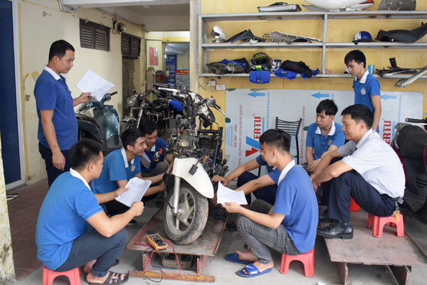 trường dạy nghề sửa chữa xe máy uy tín chất lượng Hà Nội