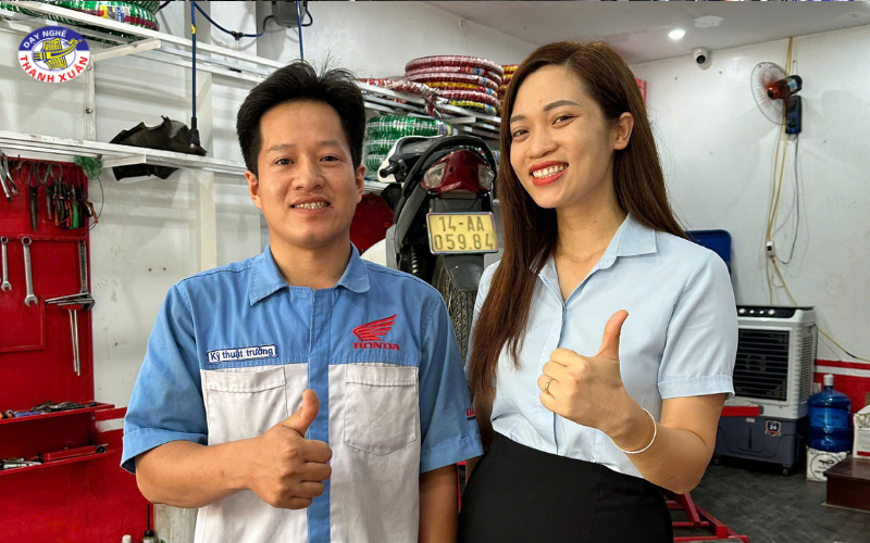 : Học viên Thanh Xuân ra trường được nhận ngay vào làm việc tại các trung tâm dịch vụ, Head xe máy khang trang, sạch sẽ, quy chuẩn 5S.